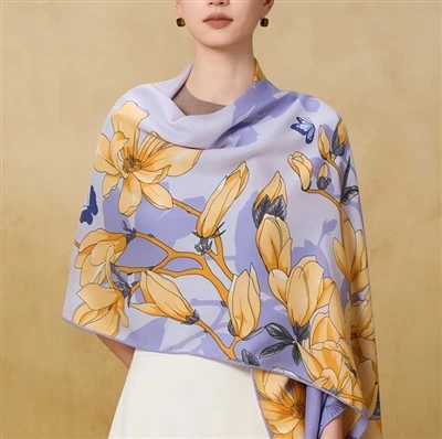Lenço estampado floral 100% lã